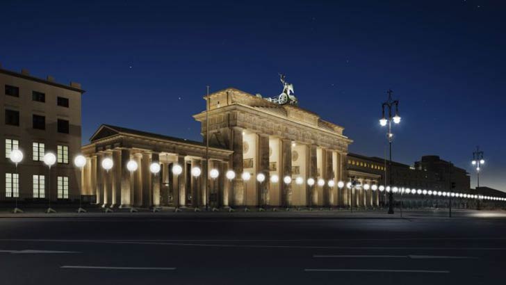 Kivilágították az egykori berlini fal belvárosi nyomvonalát