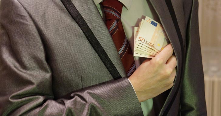 Tovább tart az önfeljelentési hullám